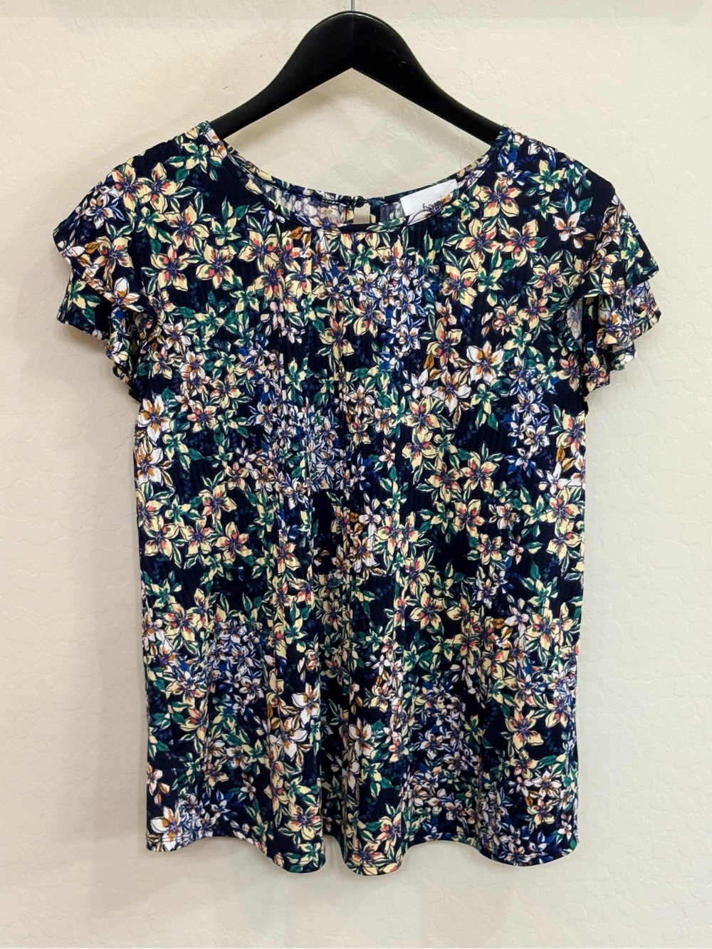 Fyve Navy Blue Floral Flutter Short Sleeve Blouse Pleated Scoop Neck Size Large